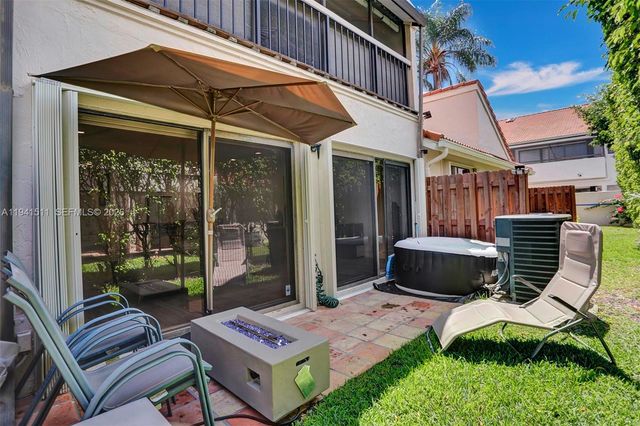 21150 Jib Court J12, Aventura, FL 33180