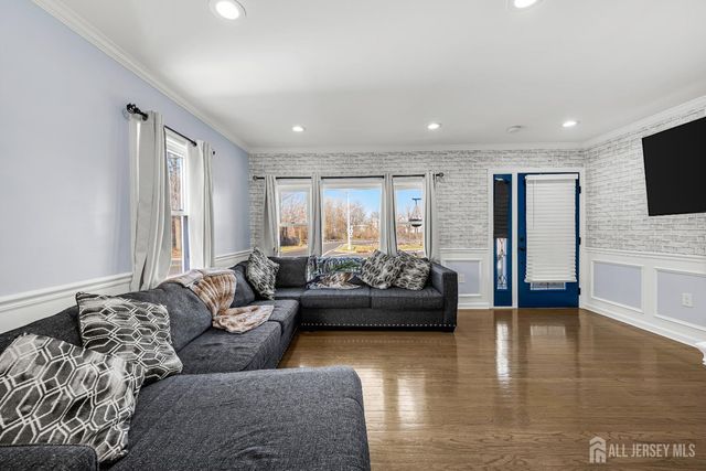 490 Florida Grove Road, Perth Amboy, NJ 08861