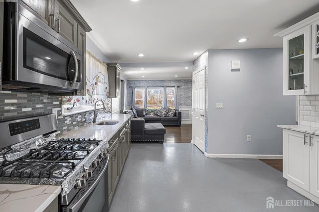 490 Florida Grove Road, Perth Amboy, NJ 08861