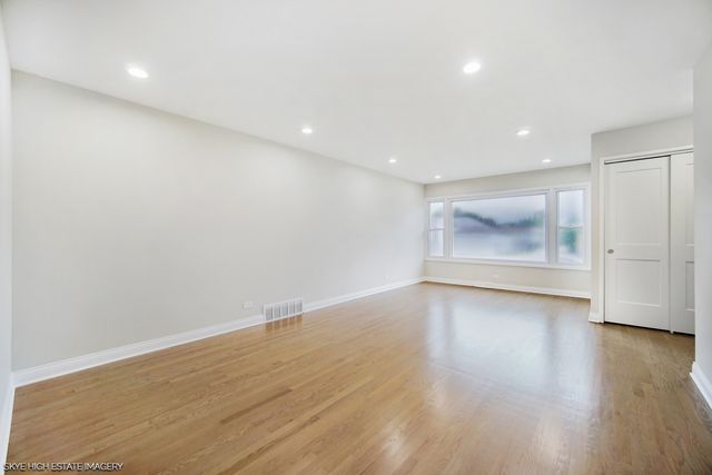 2149 E 90th Street, Chicago, IL 60617