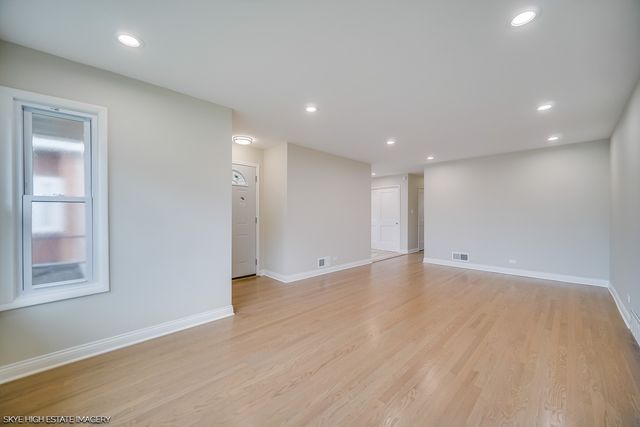 2149 E 90th Street, Chicago, IL 60617