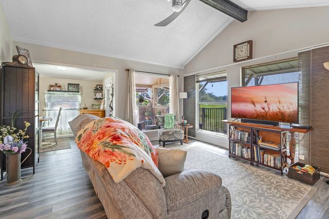 17 Townhouse Lane, Trinity, TX 75862