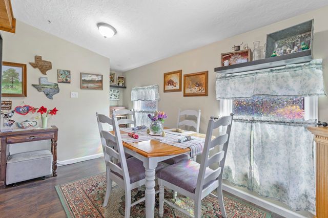 17 Townhouse Lane, Trinity, TX 75862