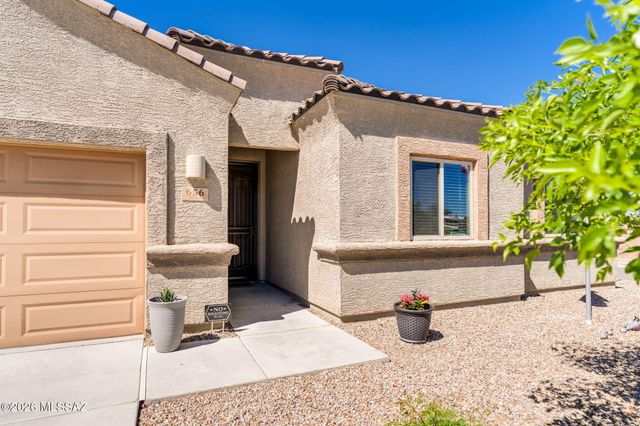 656 S Adanirom Judson Avenue, Corona De Tucson, AZ 85641