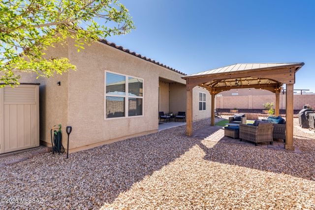 656 S Adanirom Judson Avenue, Corona De Tucson, AZ 85641