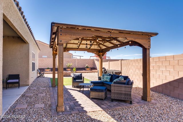 656 S Adanirom Judson Avenue, Corona De Tucson, AZ 85641