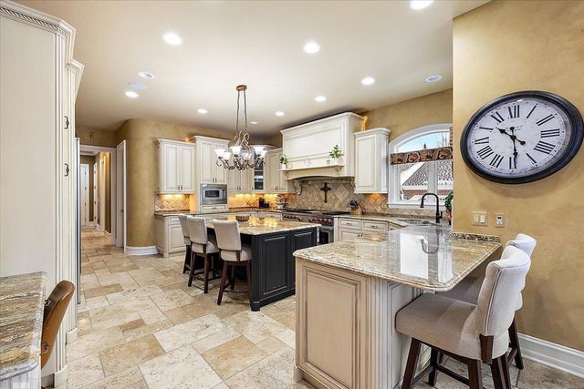 61403 Barclay Drive, Washington, MI 48094