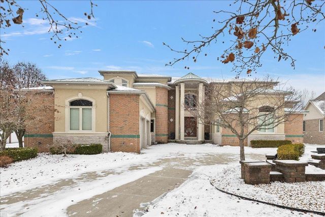 61403 Barclay Drive, Washington, MI 48094