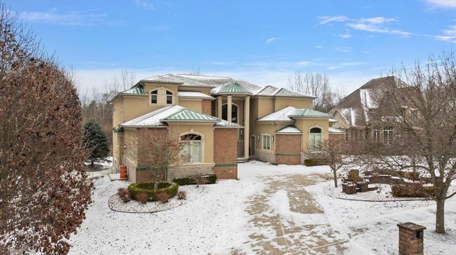 61403 Barclay Drive, Washington, MI 48094