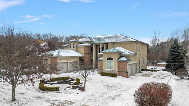 61403 Barclay Drive, Washington, MI 48094