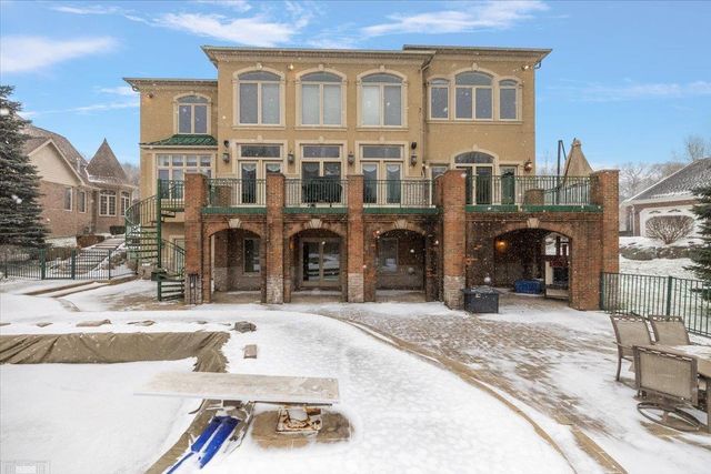 61403 Barclay Drive, Washington, MI 48094