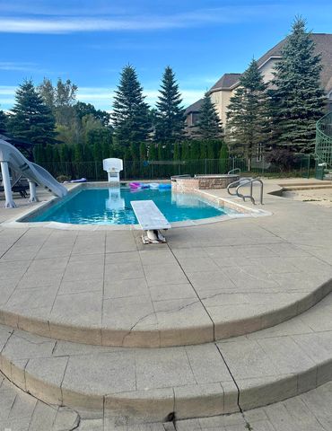 61403 Barclay Drive, Washington, MI 48094