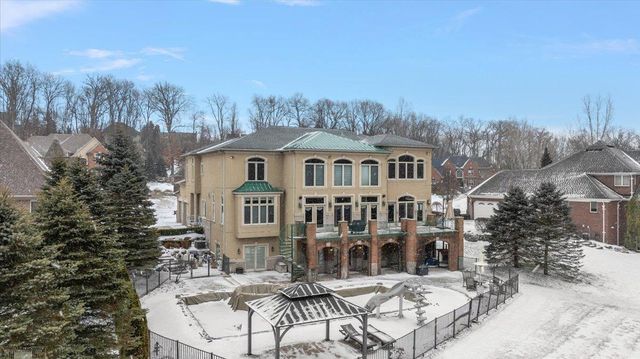 61403 Barclay Drive, Washington, MI 48094