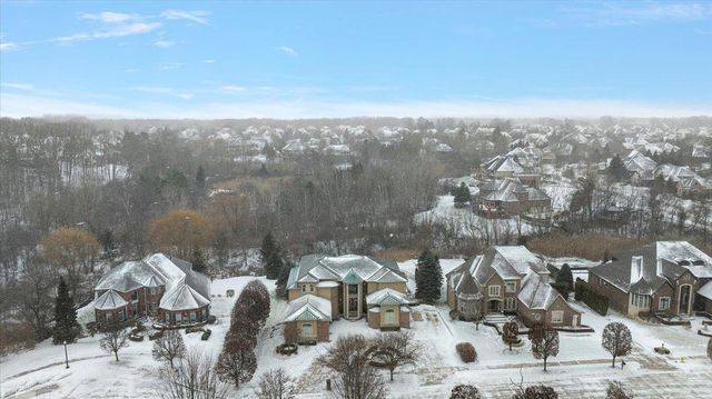 61403 Barclay Drive, Washington, MI 48094