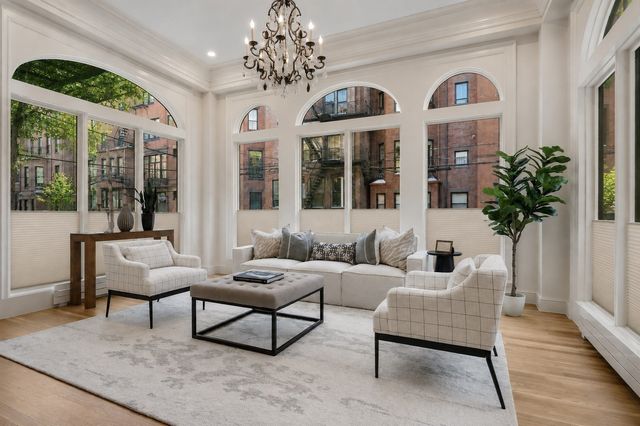 190 A Marlborough St A, Boston, MA 02116