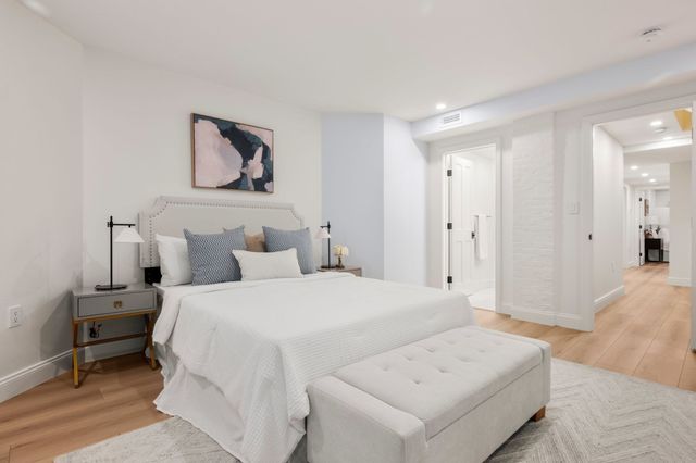 190 A Marlborough St A, Boston, MA 02116