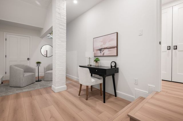 190 A Marlborough St A, Boston, MA 02116