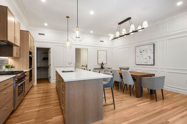 190 A Marlborough St A, Boston, MA 02116