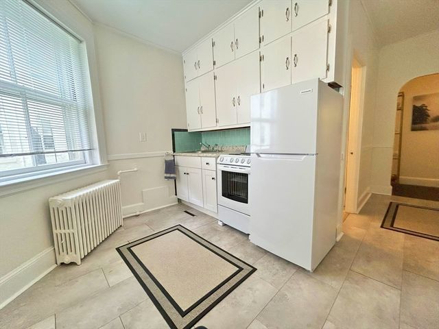 35 Lee Street 11, Cambridge, MA 02138