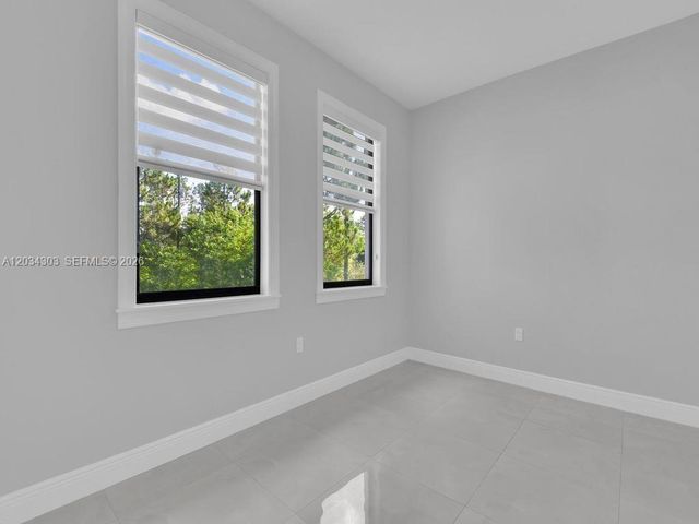 4210 58th Ave NE, Naples, FL 34120