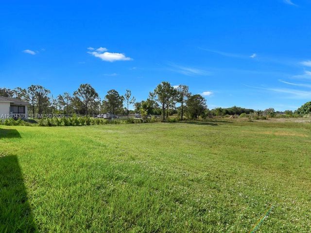 4210 58th Ave NE, Naples, FL 34120