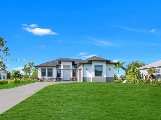 4210 58th Ave NE, Naples, FL 34120