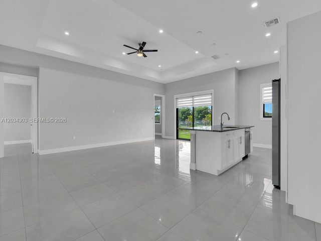 4210 58th Ave NE, Naples, FL 34120