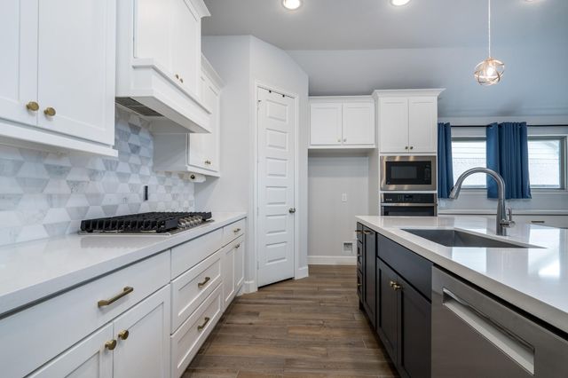 12715 Plaza Solana Place, Cypress, TX 77433