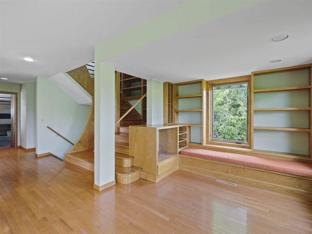 200 National Drive, Manistee, MI 49660