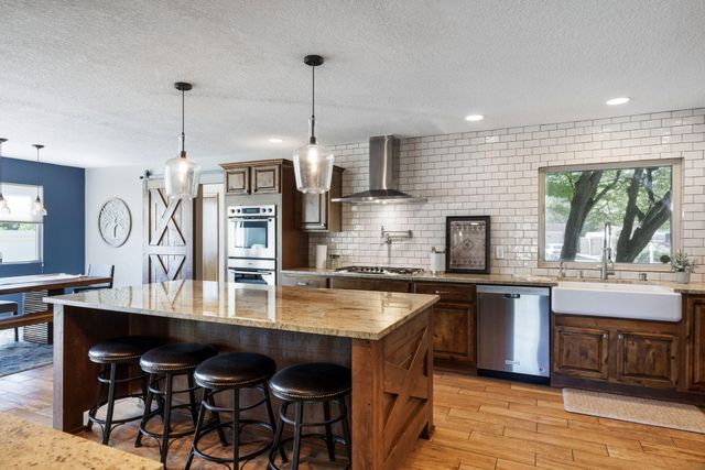 9806 Greenbrier Road NE, Albuquerque, NM 87111