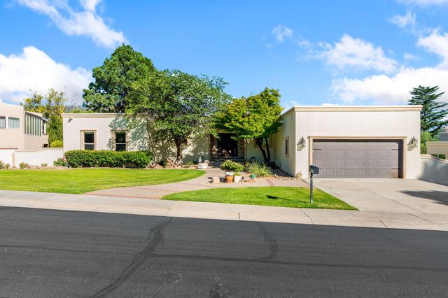9806 Greenbrier Road NE, Albuquerque, NM 87111