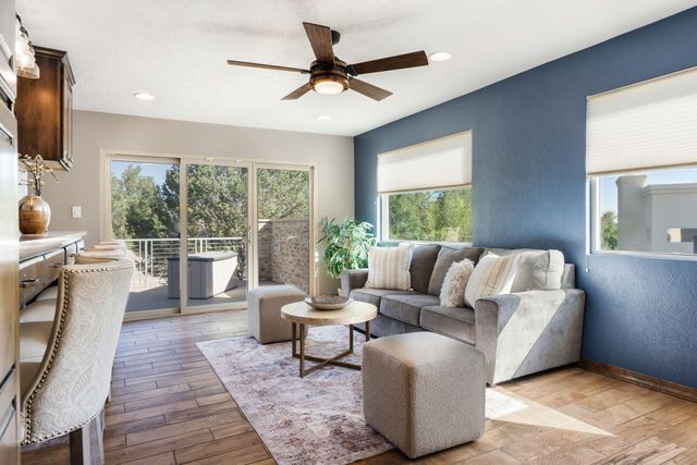 9806 Greenbrier Road NE, Albuquerque, NM 87111