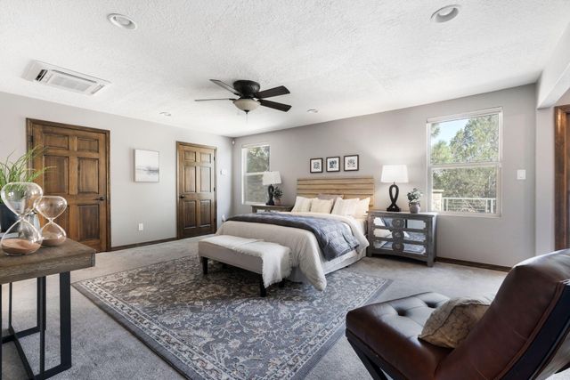 9806 Greenbrier Road NE, Albuquerque, NM 87111