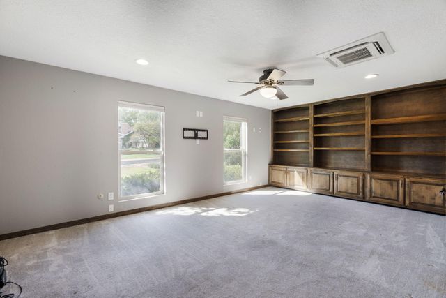 9806 Greenbrier Road NE, Albuquerque, NM 87111