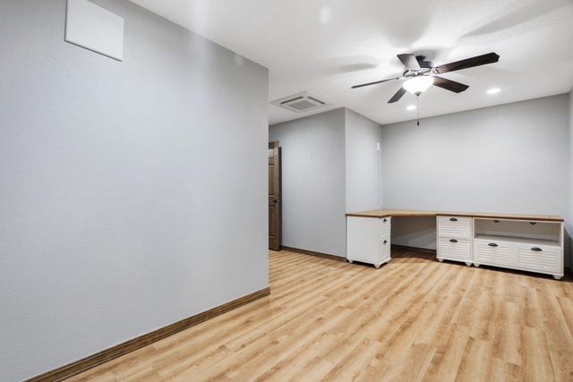 9806 Greenbrier Road NE, Albuquerque, NM 87111