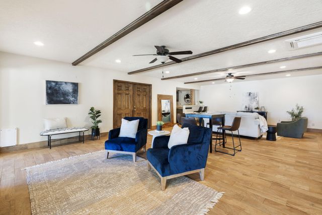 9806 Greenbrier Road NE, Albuquerque, NM 87111