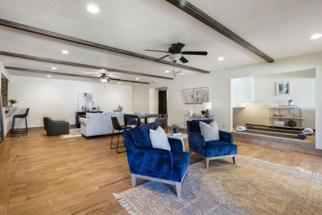 9806 Greenbrier Road NE, Albuquerque, NM 87111