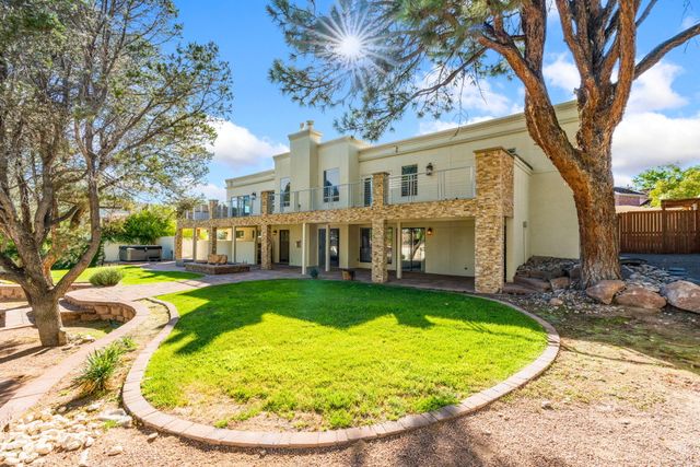 9806 Greenbrier Road NE, Albuquerque, NM 87111