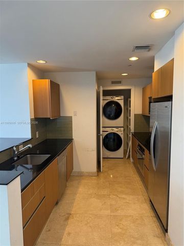 1060 Brickell Ave 4005, Miami, FL 33131