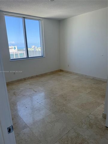 1060 Brickell Ave 4005, Miami, FL 33131