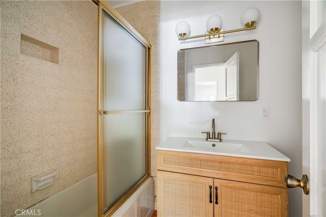 3654 Urquidez Avenue, Glendale, CA 91208