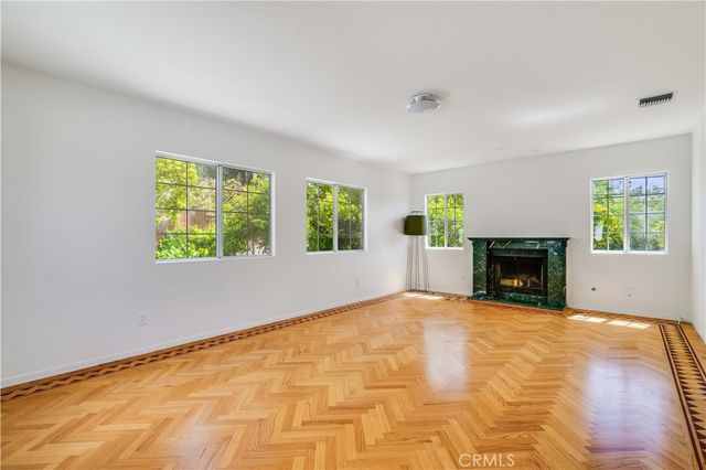 3654 Urquidez Avenue, Glendale, CA 91208