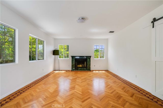 3654 Urquidez Avenue, Glendale, CA 91208