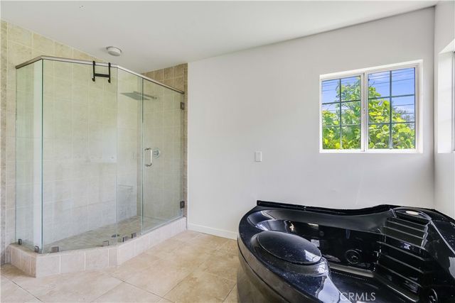 3654 Urquidez Avenue, Glendale, CA 91208