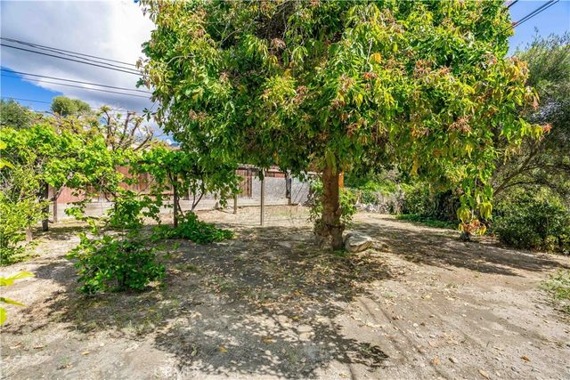 3654 Urquidez Avenue, Glendale, CA 91208