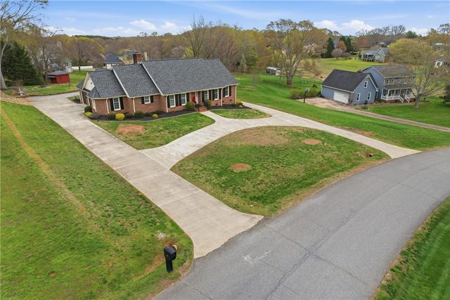 209 Devon Way, Anderson, SC 29621