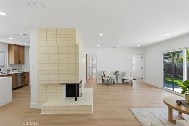 1500 W Elm, Fullerton, CA 92833