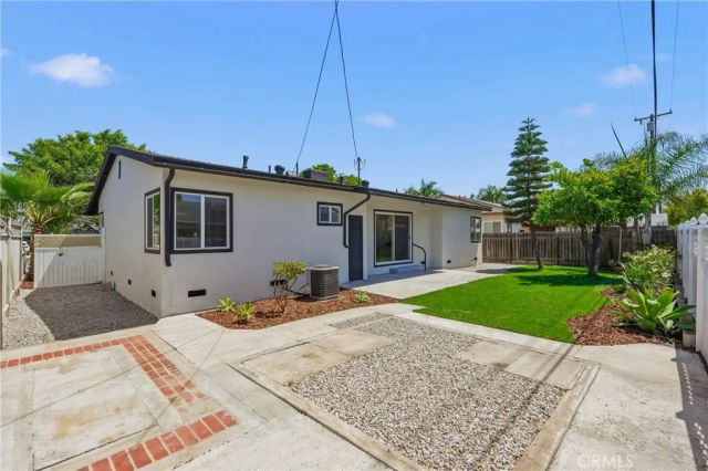 1500 W Elm, Fullerton, CA 92833
