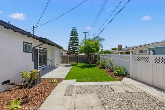 1500 W Elm, Fullerton, CA 92833