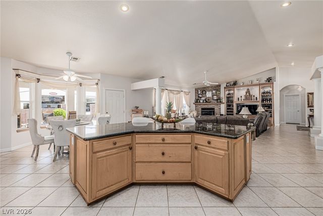 2301 Zephyr Avenue, Pahrump, NV 89048